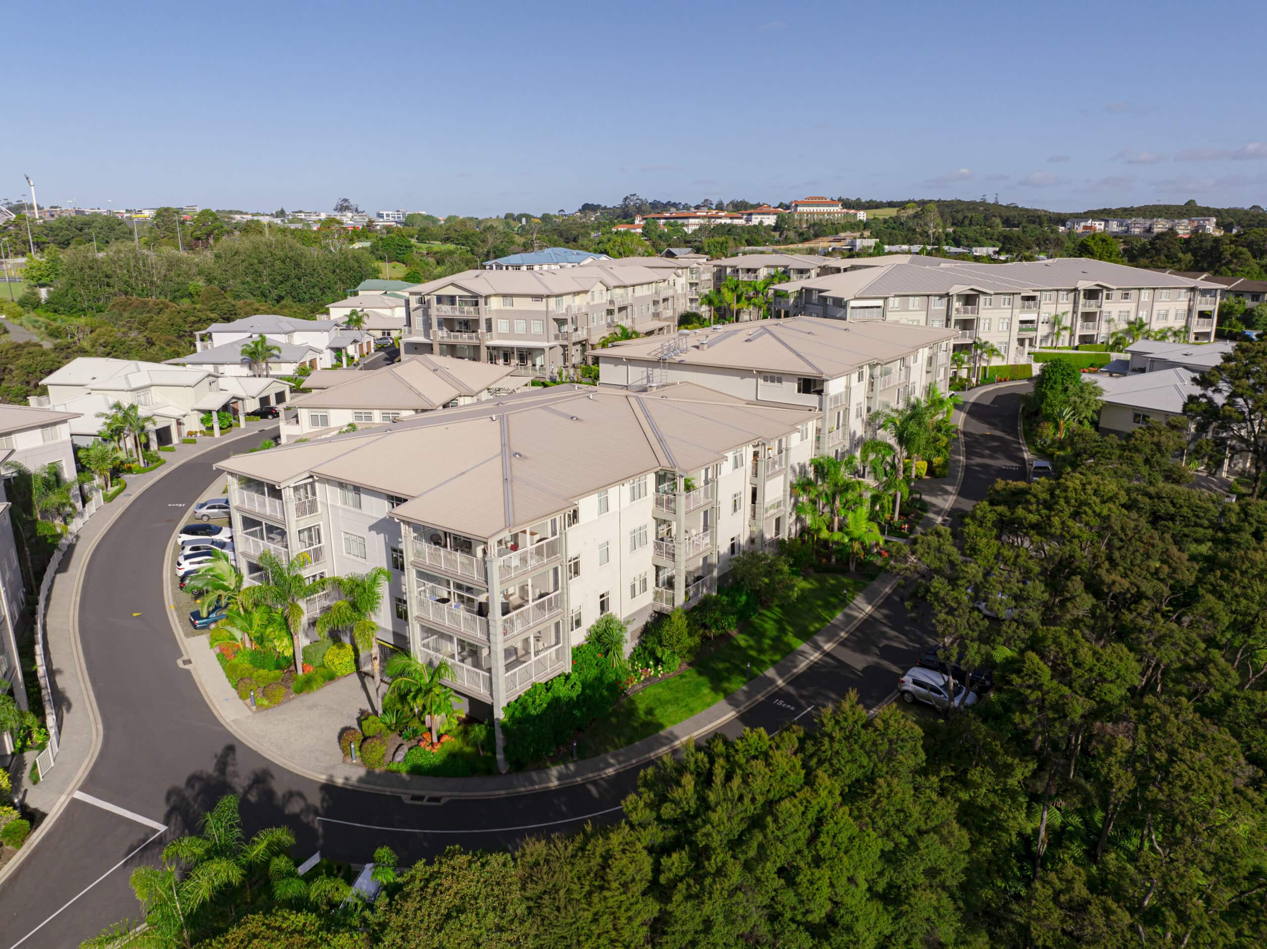 Modern retirement townhouses in Albany Auckland at Settlers Village, offering spacious living, comfort, and community lifestyle.